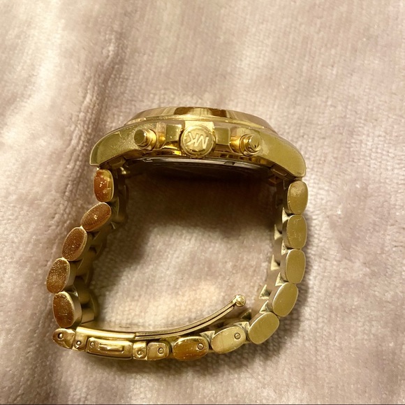 Michael Kors Oversized Bradshaw Gold Tone Watch main image 6